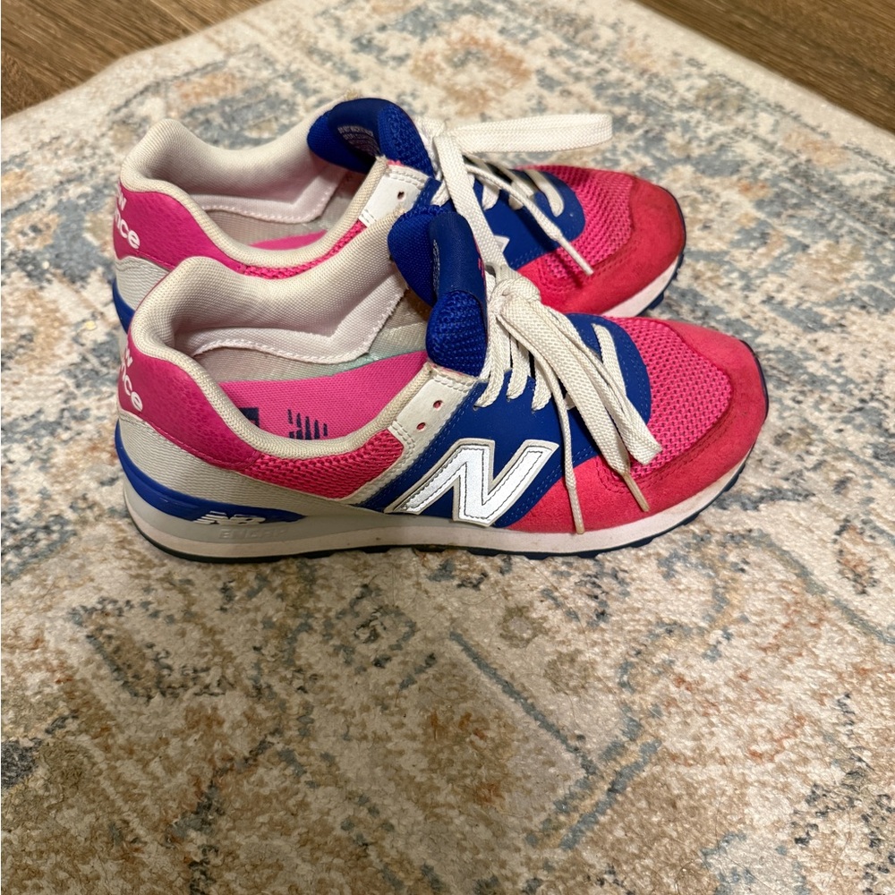 New balance 574 blue and pink sneakers